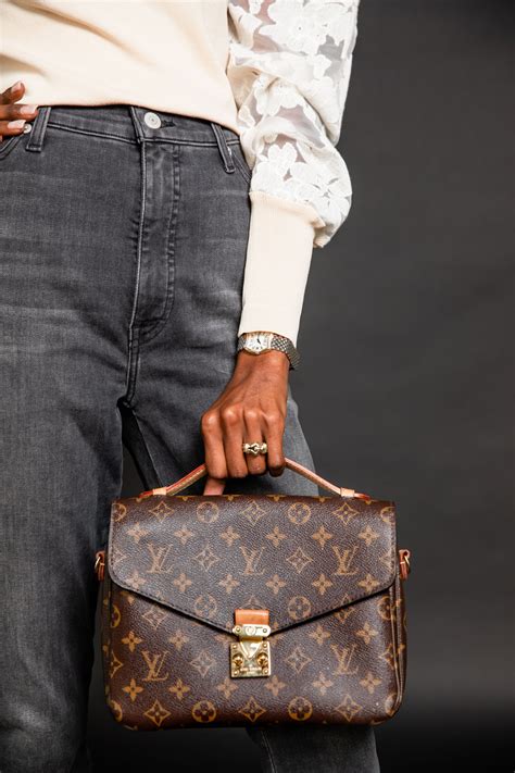 used authentic louis vuitton.